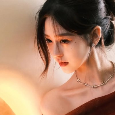 比基尼月亮